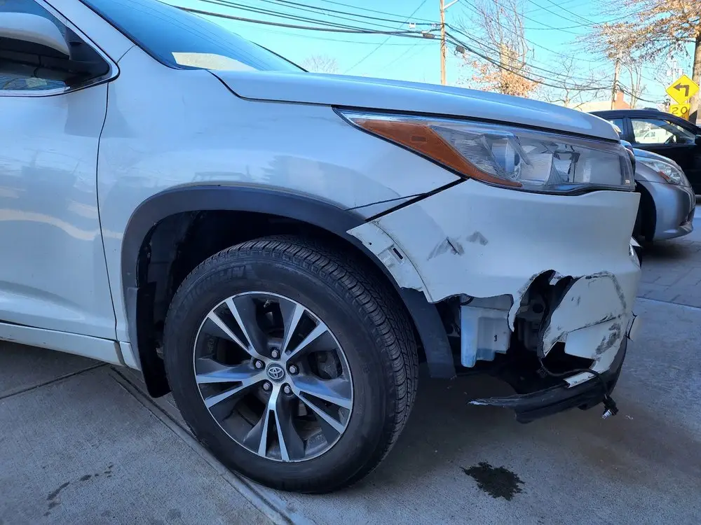 Auto Body Repair at West Hills Complete Car Care, Huntington Station, NY